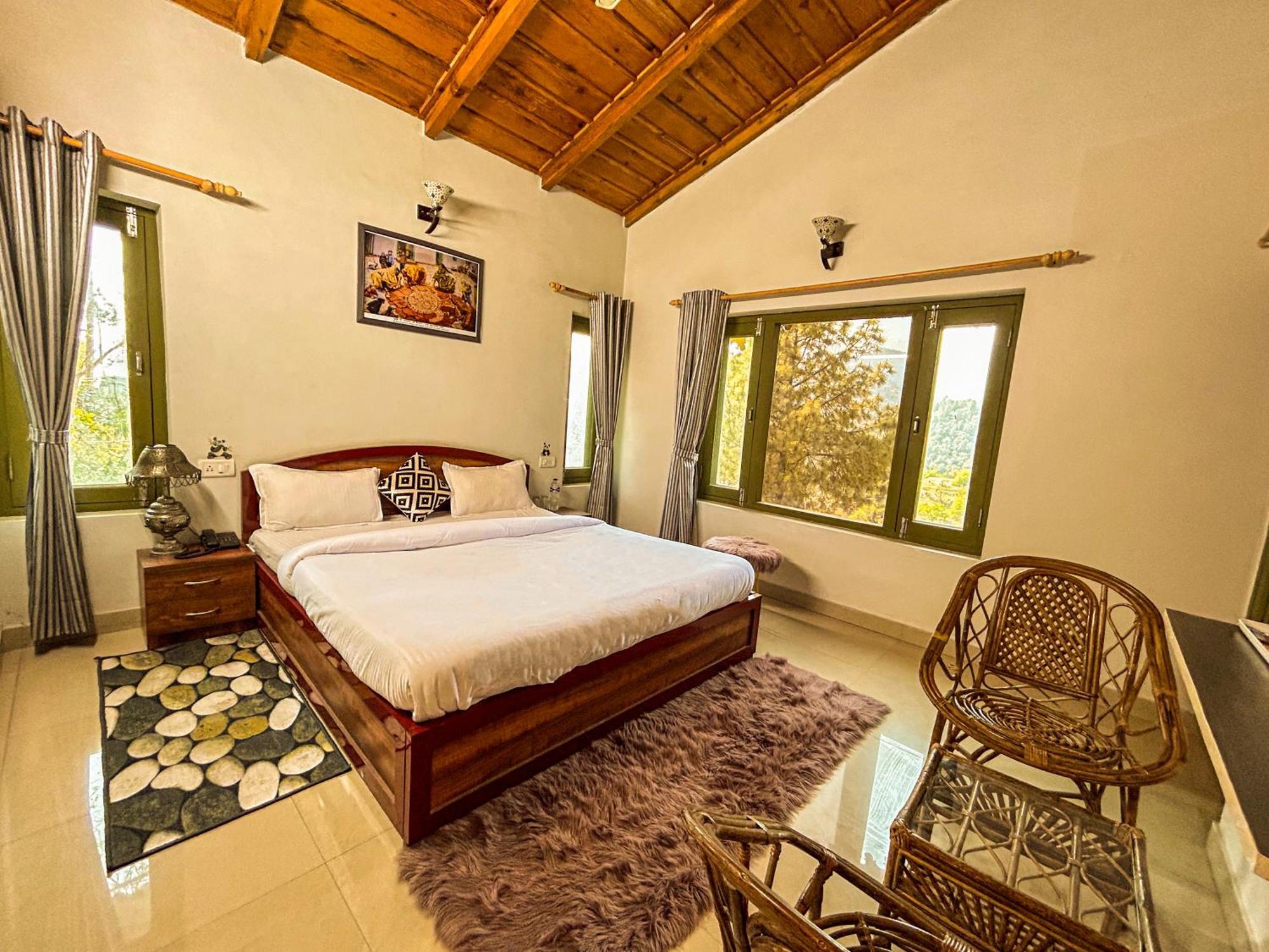 Thehimalayanliving Whistling Pines Hotel Mukteshwar Exterior photo